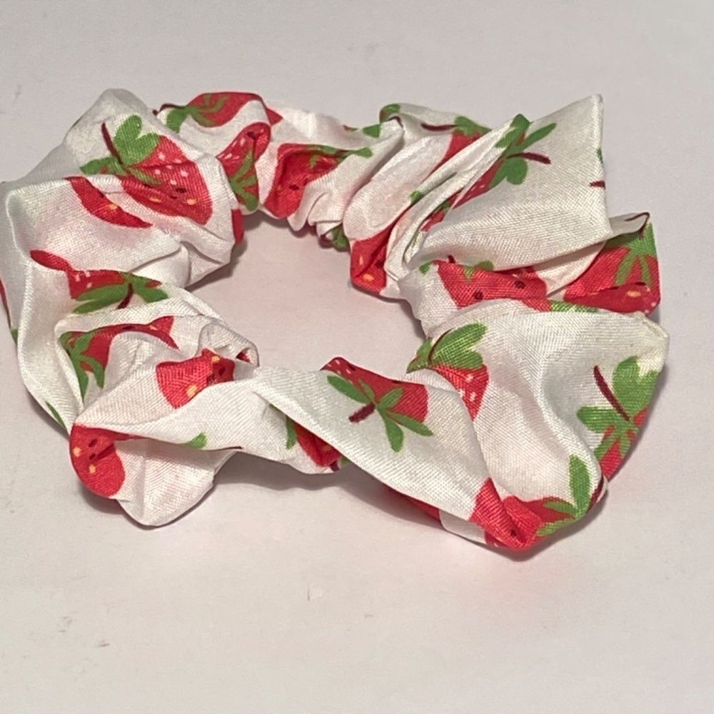1397 Set of 6 Lightweight Summer Print Scrunchie NWT - Picture 3 of 9